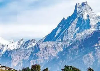Snow disappears from Himalayan peaks