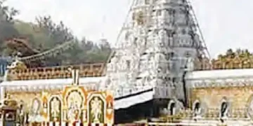 Supreme Court calls VIP treatment in temples arbitrary