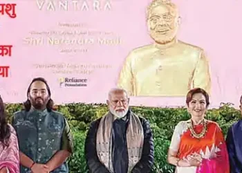 जंगल सफारी में दिखा पीएम मोदी का अनूठा अंदाज