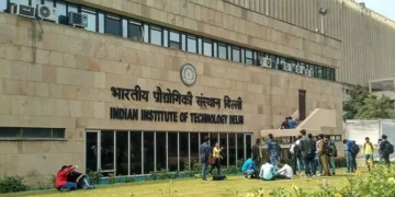 आईआईटी दिल्ली क्यूएस वर्ल्ड रैंकिंग्स 2027 में फिर अव्वल