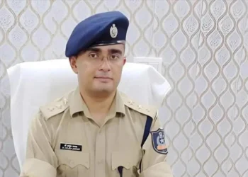 mp-police-transfer-ayush-jakhar-promotion