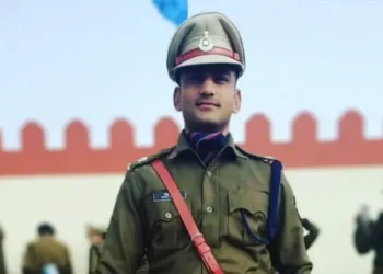 दिनभर खेत में काम, फिर पढ़ाई, रंग लाई मेहनत और सोनू बन गए डीएसपी