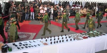 46 बंदूकें नहीं, 46 जिंदगियां लौटीं मुख्यधारा में