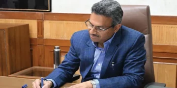 अनुराग रस्तोगी को फिर मिला छह महीने का एक्सटेंशन