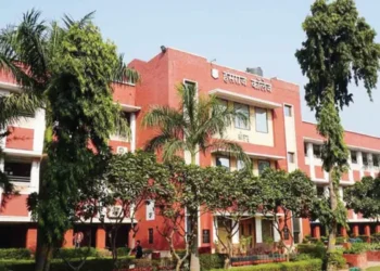 विश्वविद्यालय व कॉलेजों में सबसे ज्यादा एडमिशन आर्ट्स स्ट्रीम में