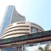 दलाल स्ट्रीट: बॉम्बे स्टॉक एक्सचेंज, जहाँ घरेलू संस्थाओं ने बाज़ार को स्थिर रखा।