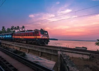 रेल