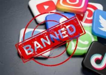 ब्रिटेन में पीएम स्टार्मर ने 16 साल से छोटे बच्चों के लिए किया सोशल मीडिया बैन