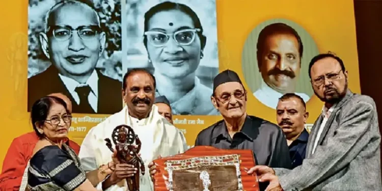 तमिल साहित्यकार आर. वैरमुत्तु को 60वां ज्ञानपीठ पुरस्कार