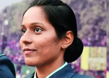 Bhawana Kanth: पहली महिला फाइटर कॉम्बैट लीडर बनीं भावना कंठ, जानें ‘टॉप गन’ पायलट का सफर