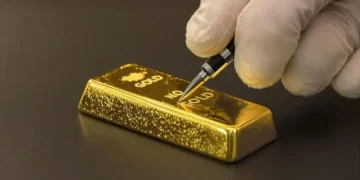 सोना 4,550 डॉलर के पार, चांदी भी 67 डॉलर के ऊपर