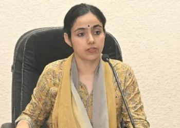 किसान की बेटी ने क्रैक किया यूपीएससी, अब कलेक्टर बनीं मिशा सिंह