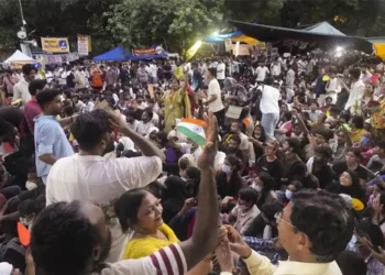 पेपर लीक ः विपक्ष का 'चुनिंदा आक्रोश'