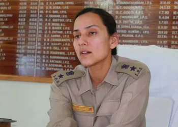 Sanjukta Parashar: असम की ‘आयरन लेडी’ संजुक्ता पराशर बनीं CRPF की IG, जानें IPS अफसर का पूरा सफर