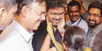 थलपति विजय ने आम यात्रियों की तरह किया मेट्रो का सफर