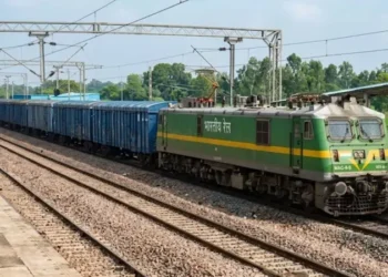 अवध महाशक्ति फ्रेट ट्रेन