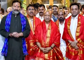 तिरुपति बालाजी मंदिर में योगी आदित्यनाथ ने की स्पेशल पूजा