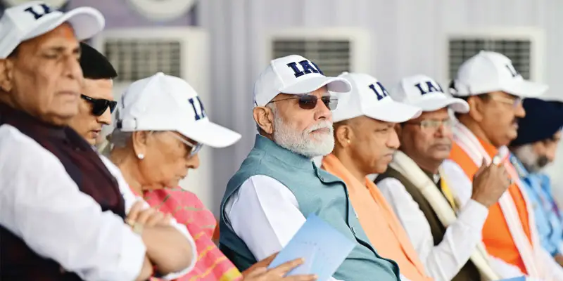 राफेल, सुखोई के साथ काशी में दिखा वायुसेना का दम