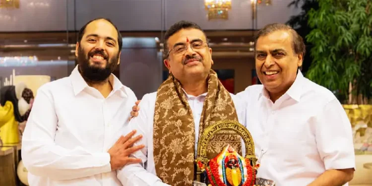 मुकेश अंबानी और बेटे अनंत ने 'एंटीलिया' में शुभेंदु अधिकारी का किया ग्रैंड वेलकम