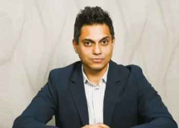 फ्रिट्ज फर्नांडीस महिंद्रा ग्रुप में 'हेड ऑफ इवेंट्स एंड पार्टनरशिप्स' के रूप में जुड़े